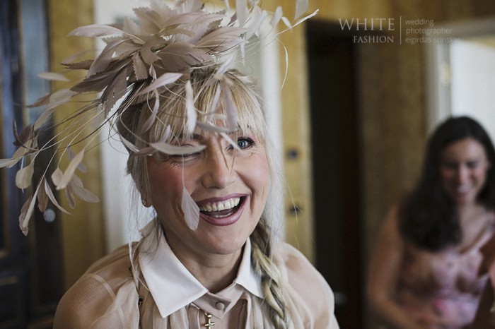 White Fashion Wedding Photographer Wedding in Italy 0035