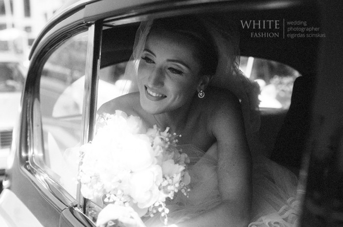 White Fashion Wedding Photographer Wedding in Italy 0051