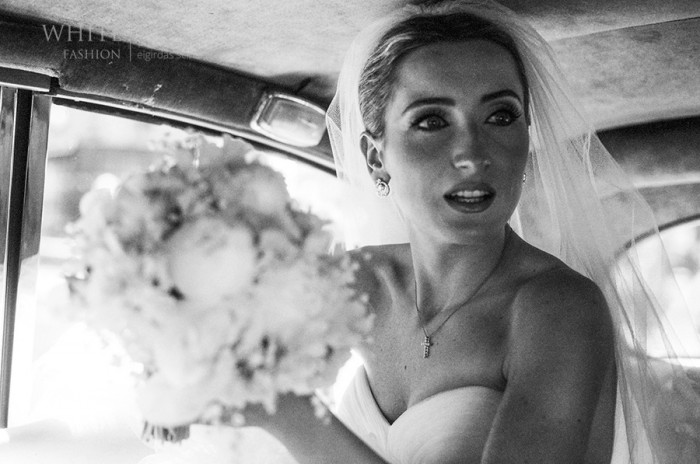White Fashion Wedding Photographer Wedding in Italy 0052