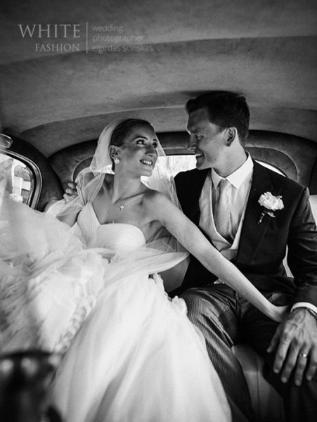 White Fashion Wedding Photographer Wedding in Italy 0082