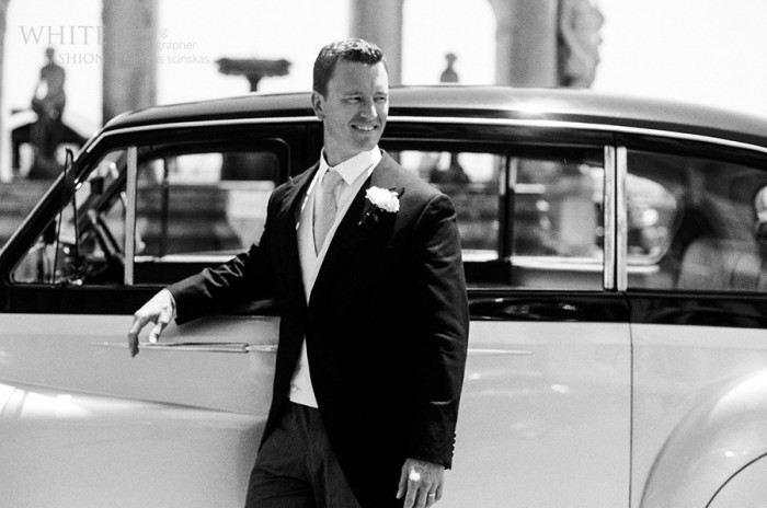 White Fashion Wedding Photographer Wedding in Italy 0089