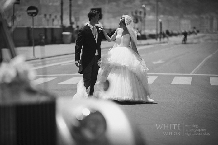 White Fashion Wedding Photographer Wedding in Italy 0092
