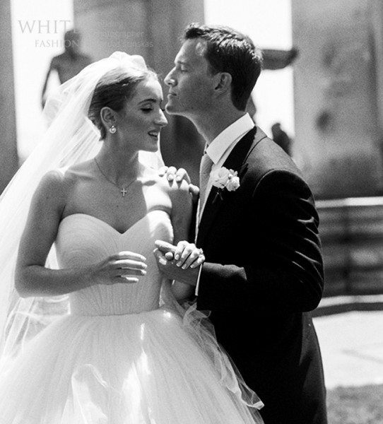 White Fashion Wedding Photographer Wedding in Italy 0100