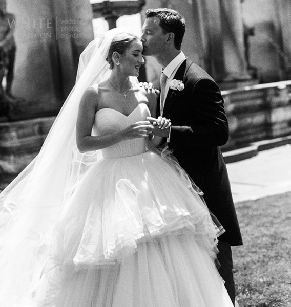 White Fashion Wedding Photographer Wedding in Italy 0101