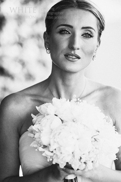 White Fashion Wedding Photographer Wedding in Italy 0143