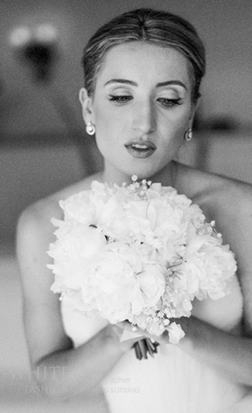 White Fashion Wedding Photographer Wedding in Italy 0149