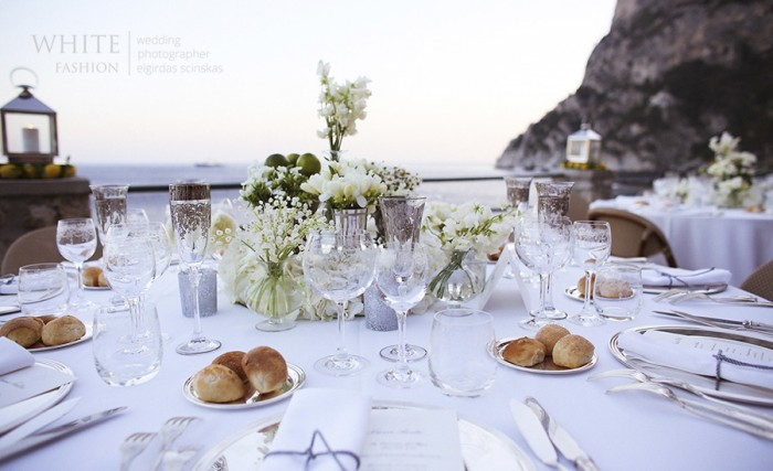 White Fashion Wedding Photographer Wedding in Italy 0180