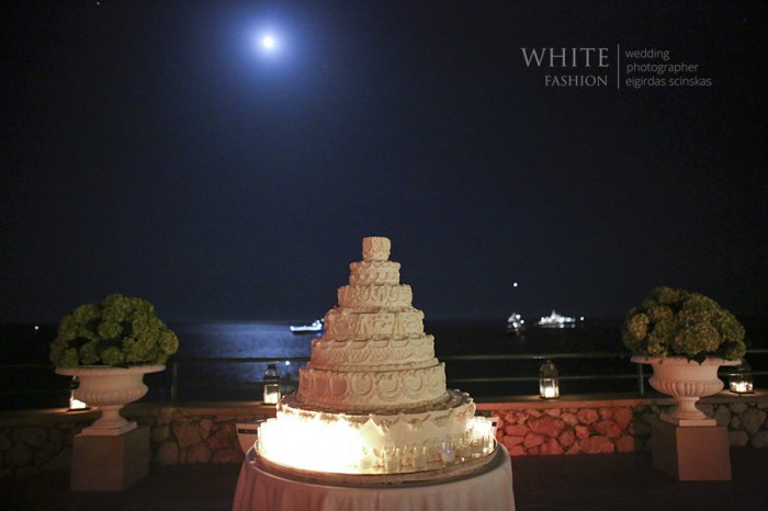 White Fashion Wedding Photographer Wedding in Italy 0194