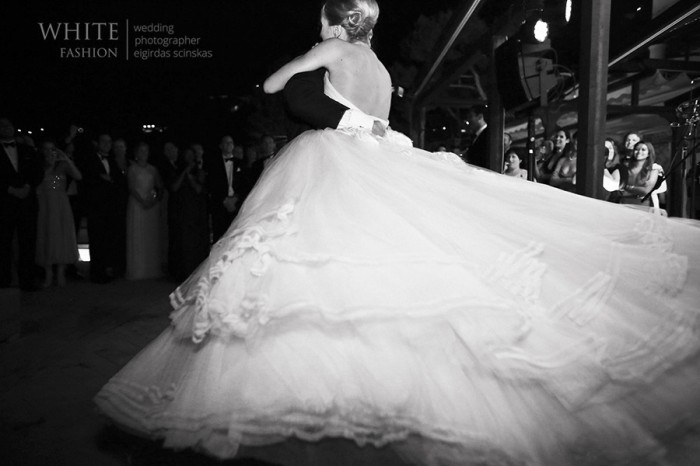 White Fashion Wedding Photographer Wedding in Italy 0202