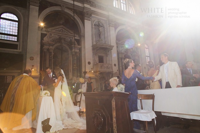 Wedding-Photographer-in-Italy-1131