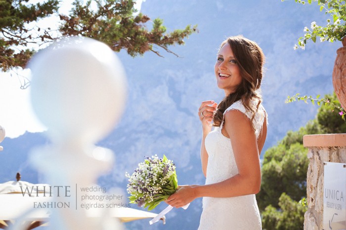 WHITE fashion wedding photographer wedding capri italy