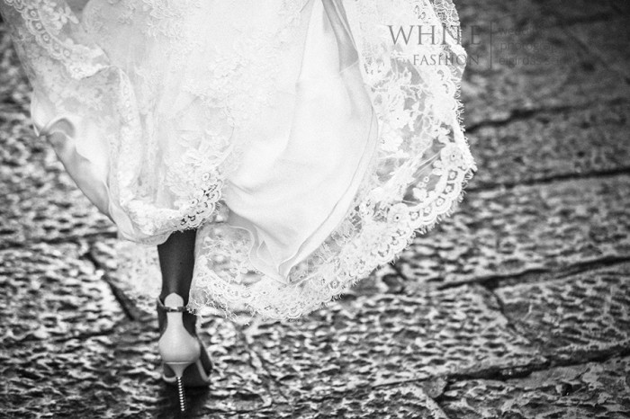 WHITE fashion wedding photographer wedding capri italy
