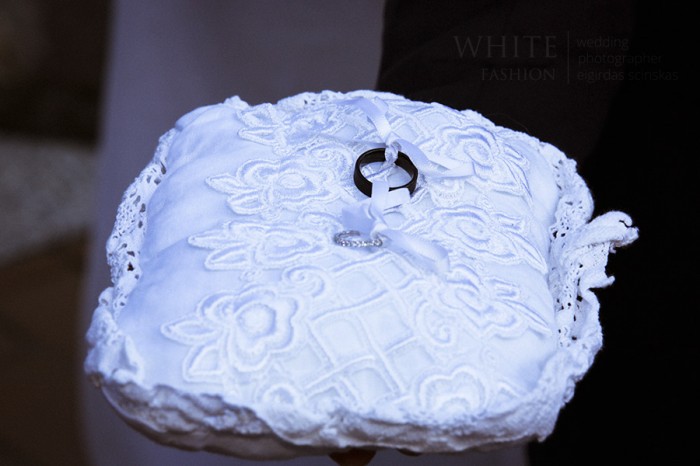 WHITE fashion wedding photographer wedding capri italy