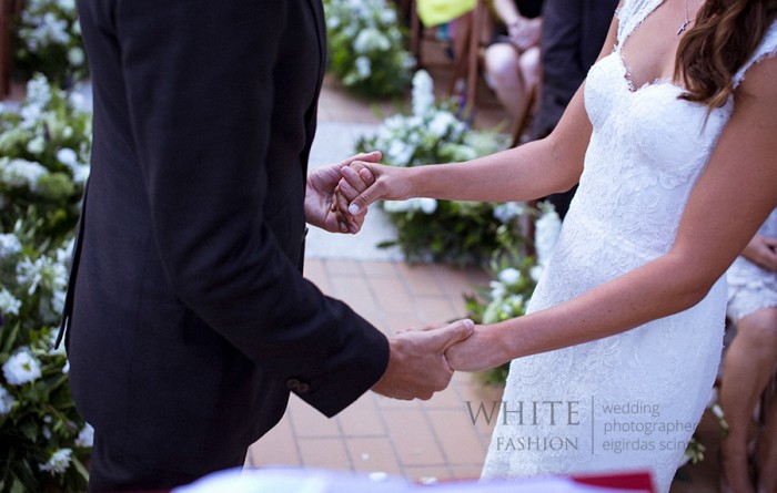 WHITE fashion wedding photographer wedding capri italy