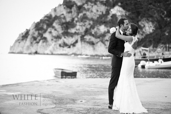 WHITE fashion wedding photographer wedding capri italy